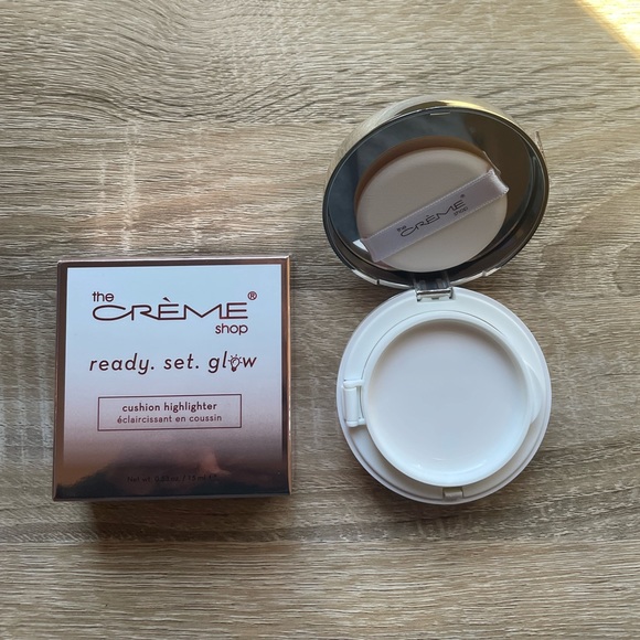 The Crème Shop: Cushion Highlighter - Picture 3 of 3